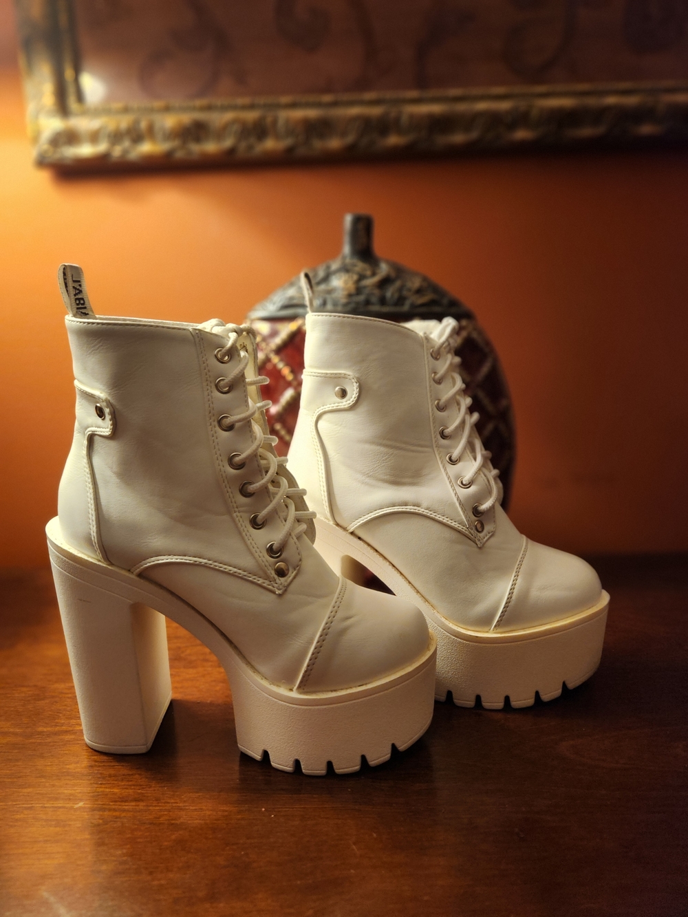 High-Block Platform Lace-Up Women's Boots in White